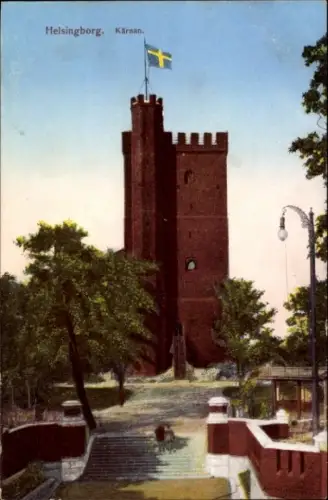 Ak Hälsingborg Helsingborg Schweden, Kärnan Turm, Flagge, Bäume, Weg