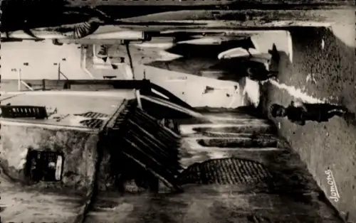 Ak Algier Alger Algerien, Gasse in  Kind auf der Straße, Schwarz-Weiß-Foto