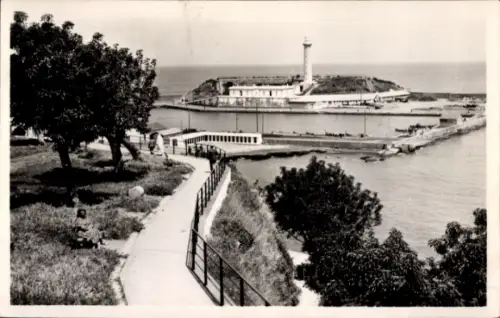 CPA Cherchell Algérie, La descente au Port et le phare