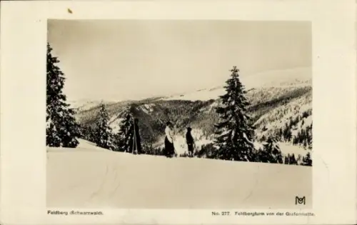 Ak Feldberg im Schwarzwald, Schneelandschaft, Skifahrer, Bäume, Feldbergturm