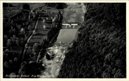 Ak Niederscheld Dillenburg in Hessen, Fliegeraufnahme vom Freibad