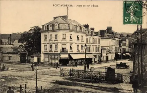 Ak Pont Audemer Eure, Place du Pot d'Etain