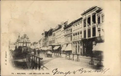 Ak Mechelen Mecheln Malines Flandern Antwerpen, Straße mit Häusern, Fahrrädern, Geschäften, H. M.