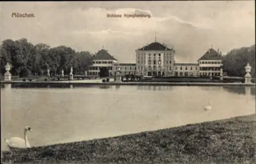 Ak Nymphenburg München Bayern, Schloss Nymphenburg,  Wasserfläche, Bäume, Schwäne