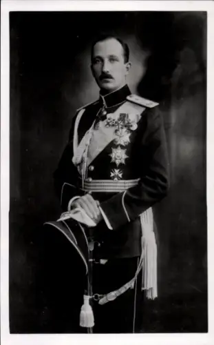Ak Zar Boris III. von Bulgarien, Portrait in Uniform