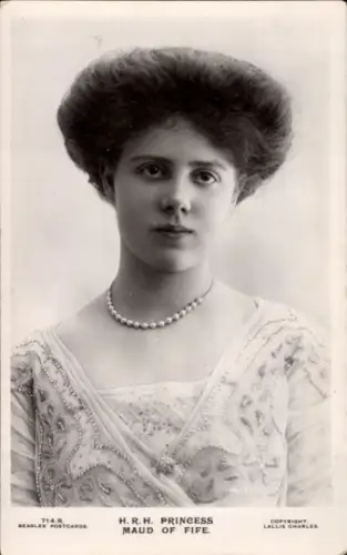 Ak H.R.H. Princess Maud Duff of Fife, Countess of Southesk, Portrait