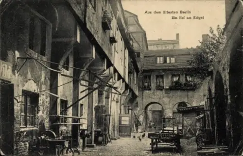 Ak Berlin Mitte, Hof am Krögel