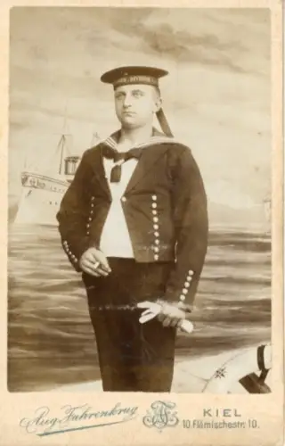 CdV Kiel, Matrose in Uniform, Portrait