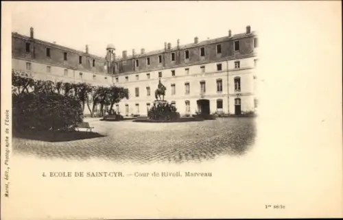 Ak Saint Cyr l'Ecole Yvelines, Ecole de Saint-Cyr, Cour de Rivoli Marceau