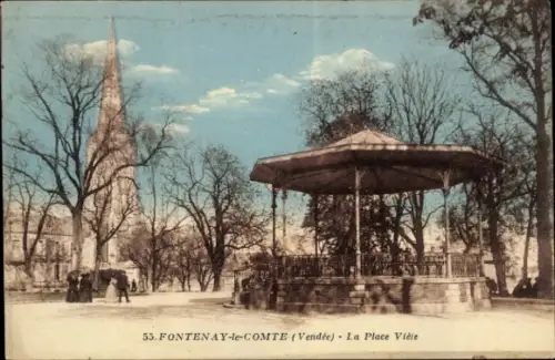 Ak Fontenay le Comte Vendée, La Place Viete