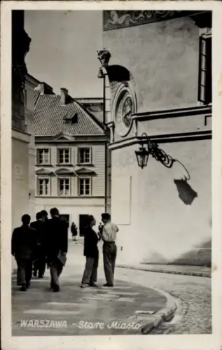 Ak Warszawa Warschau Polen, WARSZAWA Stare Miasto, Menschen auf der Straße,  Gebäude