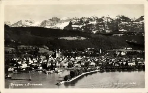 Ak Bregenz am Bodensee Vorarlberg, Bregenz am Bodensee, Berge im Hintergrund,  von Foto Risch