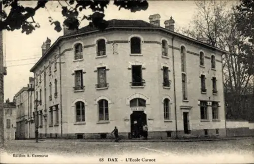 Ak Dax Landes, Ecole Carnot, Gebäude,  Architektur, Straßenansicht