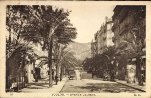 Ak Toulon Var, Avenue Colbert, Palmen, alte Gebäude, Straßenszene, Schwarz-Weiß-Cart