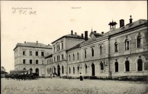 Ak Bischofswerda in Sachsen, Bahnhof Straßenseite