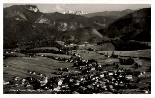 Ak Unterwössen in Oberbayern, Luftaufnahme,  Alpenlandschaft, 