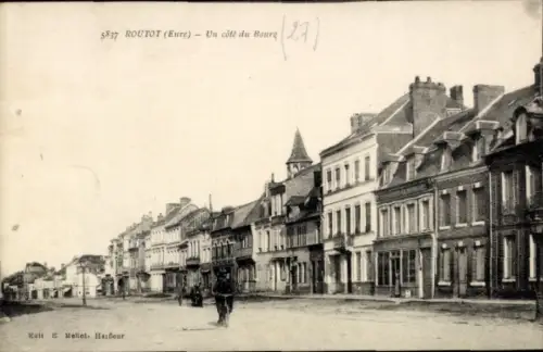 Ak Routot Eure, Straßenansicht von Routot, Häuserzeile, Städtische Atmosphäre