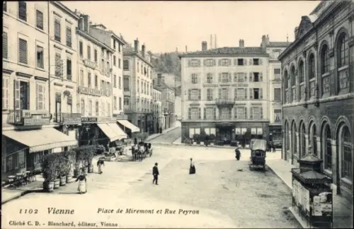 Ak Vienne Isère, Place de Miremont, Rue Peyron