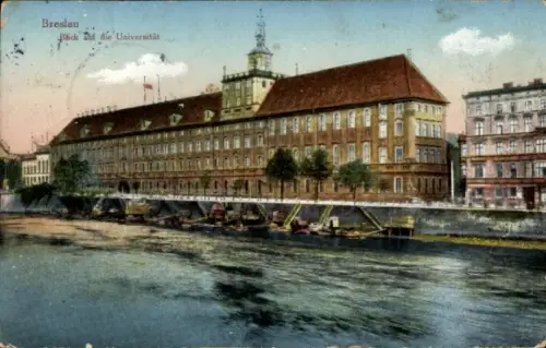 Ak Wrocław Breslau Schlesien,  Ansicht der Universität, Flussansicht, alte Architektur