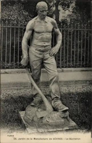 Ak Sèvres, Le Bûcheron, Jardin de la Manufacture
