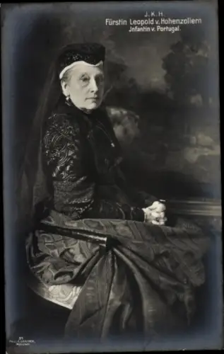 Ak Fürstin Leopold von Hohenzollern, Infantin von Portugal, Portrait