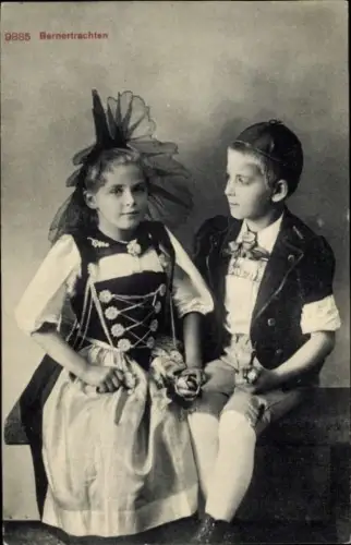 Ak Bernertrachten, Kinderpaar in Tracht