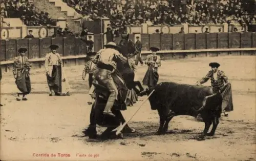 Ak Corrida de Toros, Caida de pie