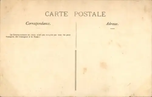 Ak Frau mit japanischem Haarschmuck, Perlenkette