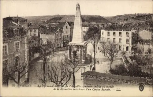 Ak Vienne le Château Marne, Pyramide di Pan de l'Aiguille, Cirque Romain,  Anlage, Stadtansicht