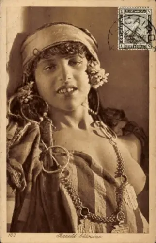 Ak Beaute bedouine, barbusige Araberin, Maghreb