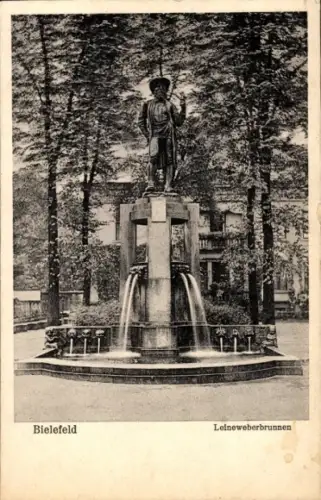 Ak Bielefeld in Nordrhein Westfalen,  Leineweberbrunnen, Statue, Brunnenanlage