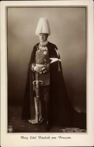 Ak Prinz Eitel Friedrich von Preußen, Paradeuniform, Standportrait, NPG 4661