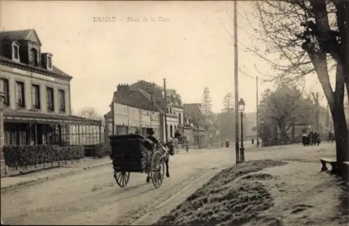 CPA L'Aigle Laigle Orne, Place de la Gare