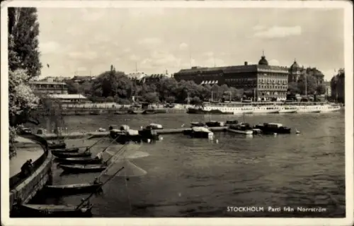 Ak Stockholm Schweden,  Blick auf Norrström, Schiffe, Boote, Bäume