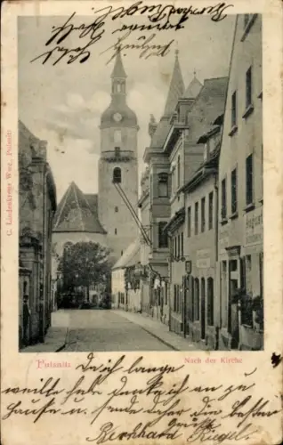 Ak Pulsnitz Sachsen, Straße nach der Kirche, Turm, Häuser, C. Lindenkreux Wwe.