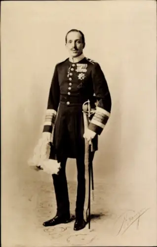 Ak König Alfons XIII. von Spanien, Portrait in Uniform