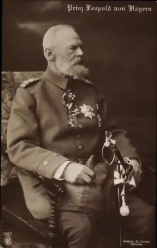 Ak Prinz Leopold von Bayern, Generalfeldmarschall, Sitzportrait, NPG 5557