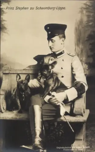 Ak Prinz Stephan zu Schaumburg Lippe in Feldgrau, Bulldoggen