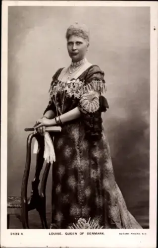 Ak Louise von Schweden-Norwegen, Louise Mountbatten, Königin von Dänemark, Portrait
