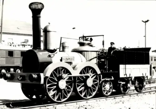 Foto Deutsche Reichsbahn, Row Einheit, Lokomotive