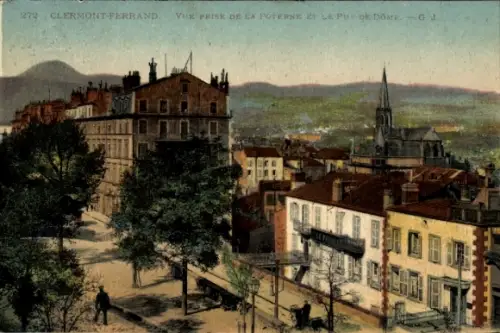 CPA Clermont Ferrand Puy de Dôme, Vue prise de la Poterne et le Puy de Dôme