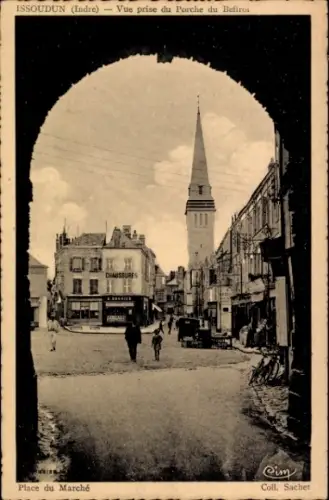 Ak Issoudun Indre, Marktplatz