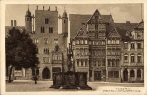 Ak Hildesheim in Niedersachsen,  Wedekind-u Tempelherrenhaus, Brunnen,  Gebäude