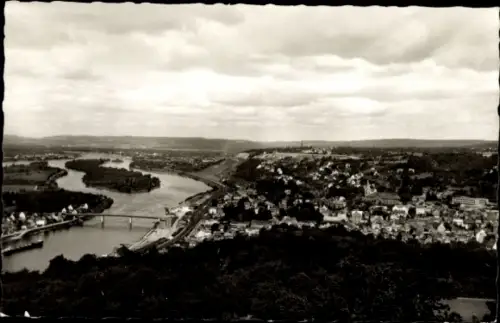 Ak Vallendar am Rhein, Panoramablick auf  Rhein, Flusslandschaft, Häuser, Wolken