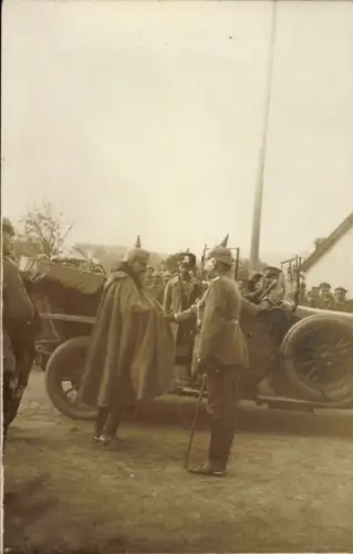 Foto Ak Kaiser Wilhelm II., Kronprinz Wilhelm, Besuch beim XV. Res. Armeekorps in den Vogesen 1915