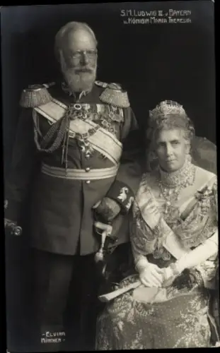 Ak König Ludwig III von Bayern, Königin Maria Theresia, Portrait, Fotostudio Elvira