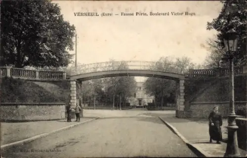 Ak Verneuil Eure, Fausse Porte, Boulevard Victor Hugo