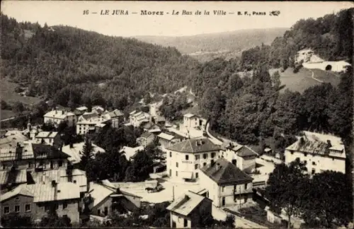 Ak Morez de Jura, Blick auf  idyllische Landschaft, zahlreiche Häuser