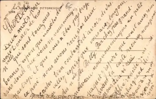 Ak Normandie, Frau in Tracht, Wasserkrug