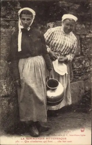 Ak Normandie, Zwei Frauen in Trachten, Wasserkrug